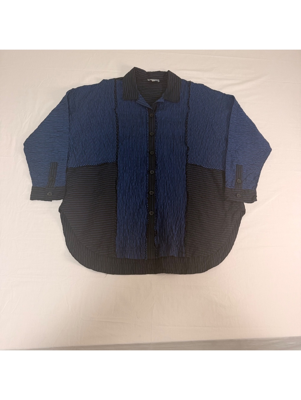 Habitat Striped Button-Up Shirt Medium Blue and Black